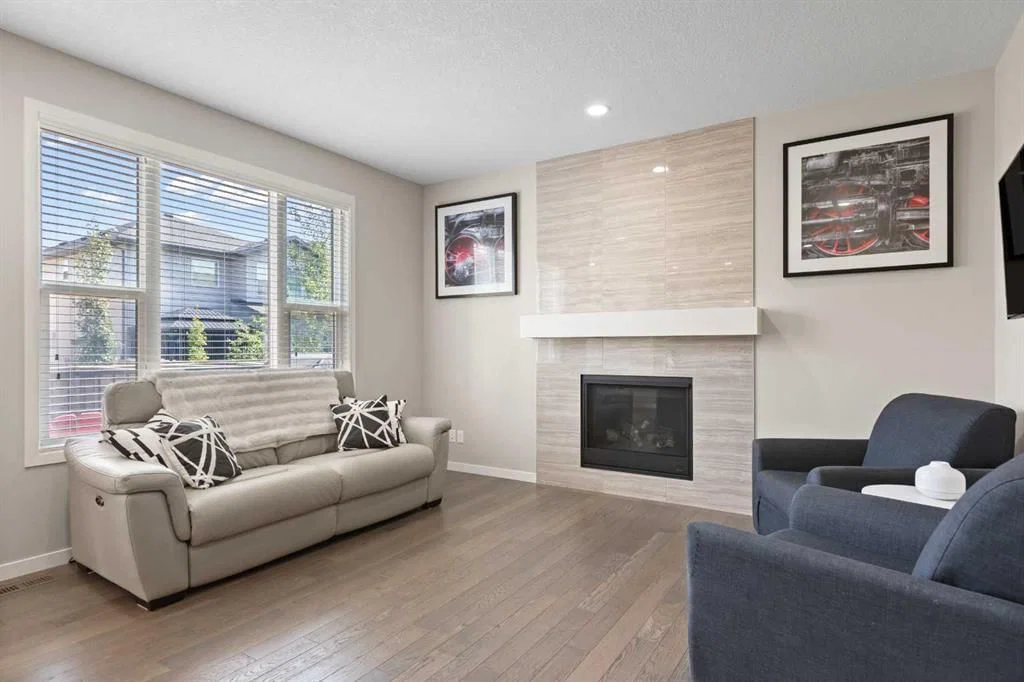 39 Brightoncrest Point SE, Calgary — photo 4 of 43