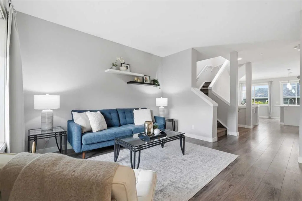 21 Howse Street NE, Calgary — photo 4 of 47
