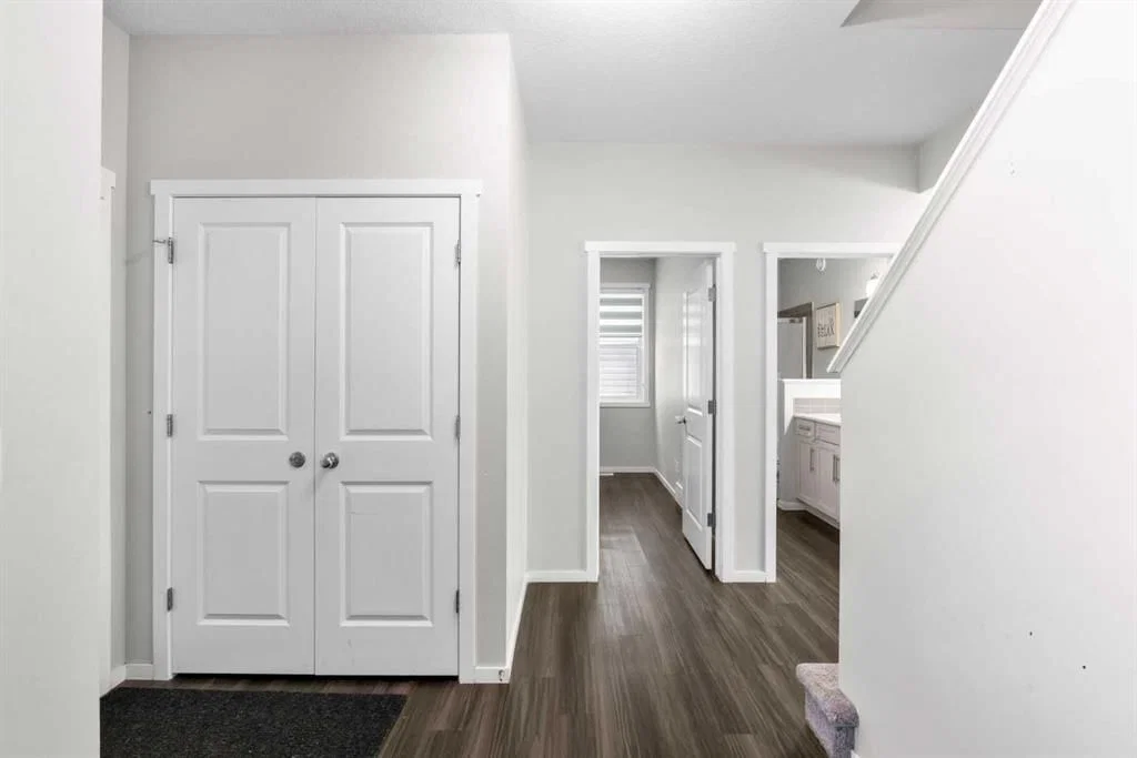 243 Savanna Lane NE, Calgary — photo 4 of 50