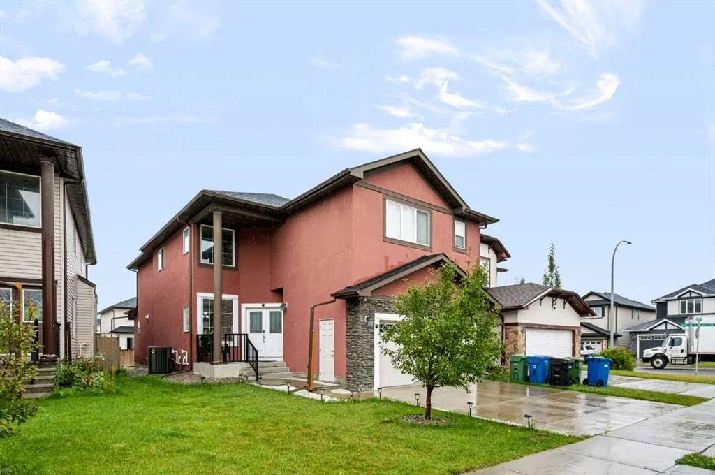 8245 Saddlebrook Drive NE, Calgary — main listing photo