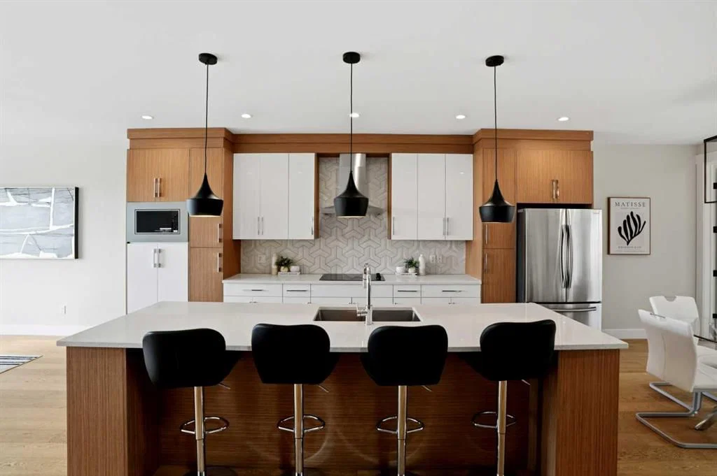 3817 Centre A Street NE, Calgary — photo 4 of 50