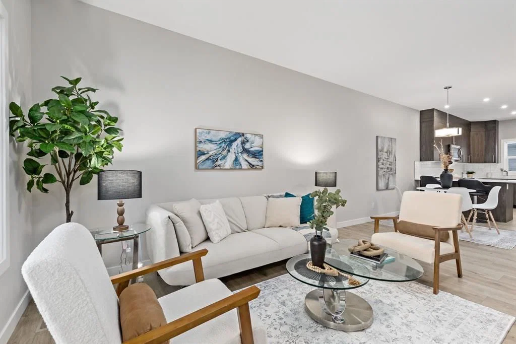 943 Legacy Circle SE, Calgary — photo 3 of 21