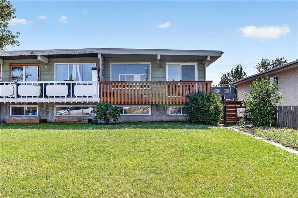 4309 26 Avenue SE, Calgary — photo 2 of 42