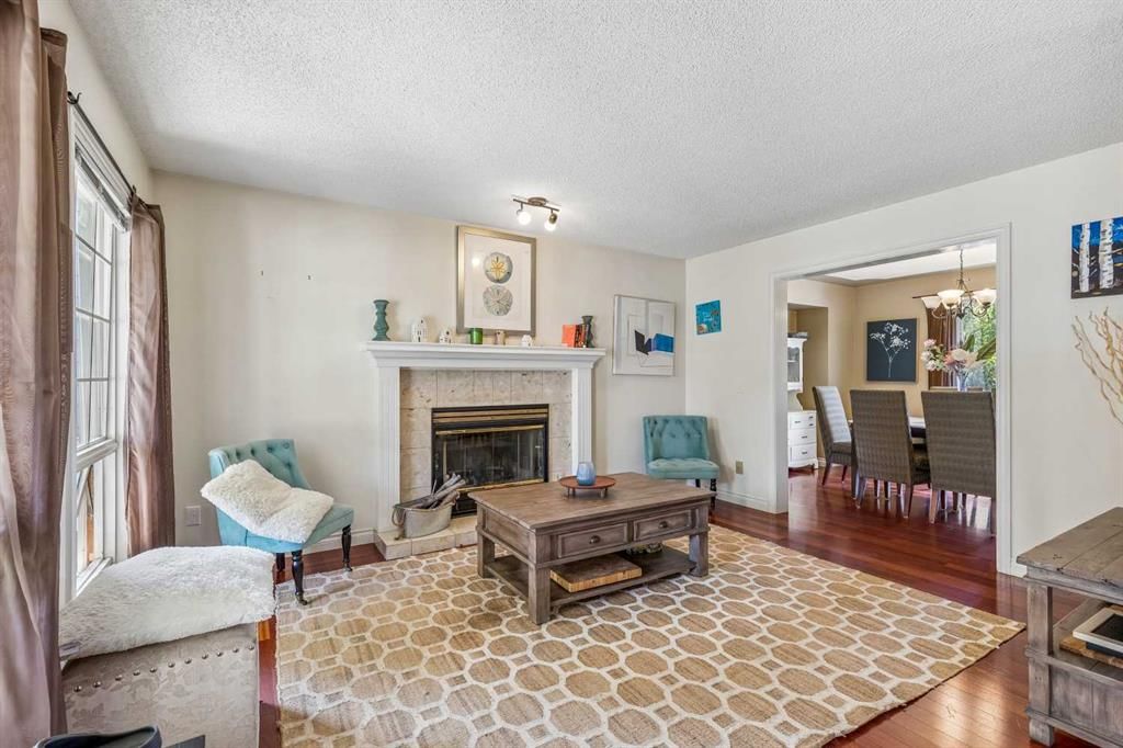 684 Sunmills Drive SE, Calgary — photo 3 of 50