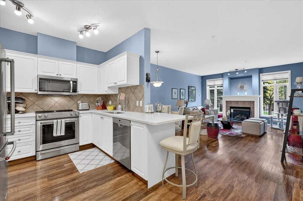1109, Lake Fraser Green SE, Calgary — photo 4 of 45