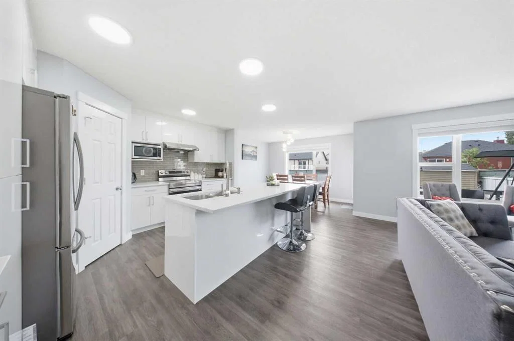 19 MARTHA'S MEADOW Close NE, Calgary — main listing photo