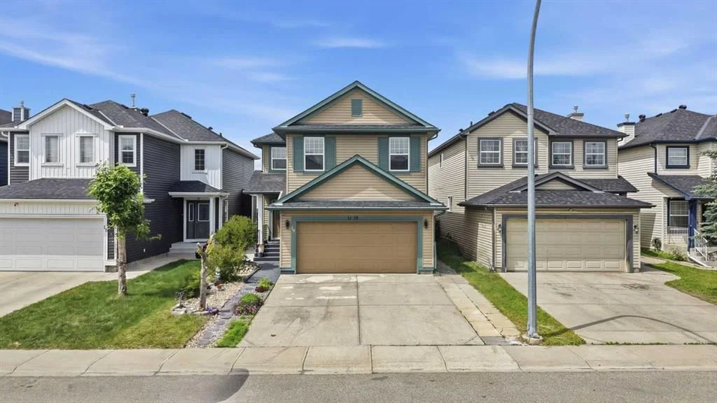 19 MARTHA'S MEADOW Close NE, Calgary — photo 2 of 48