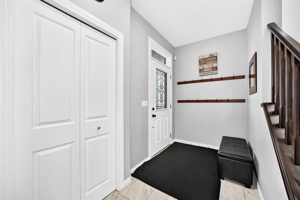 8 Skyview Point Terrace NE, Calgary — photo 3 of 46