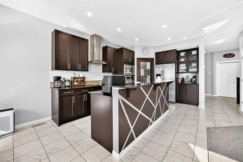 8 Skyview Point Terrace NE, Calgary — photo 4 of 46