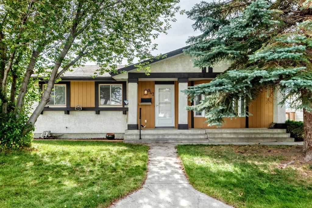 947 Maitland Way NE, Calgary — main listing photo