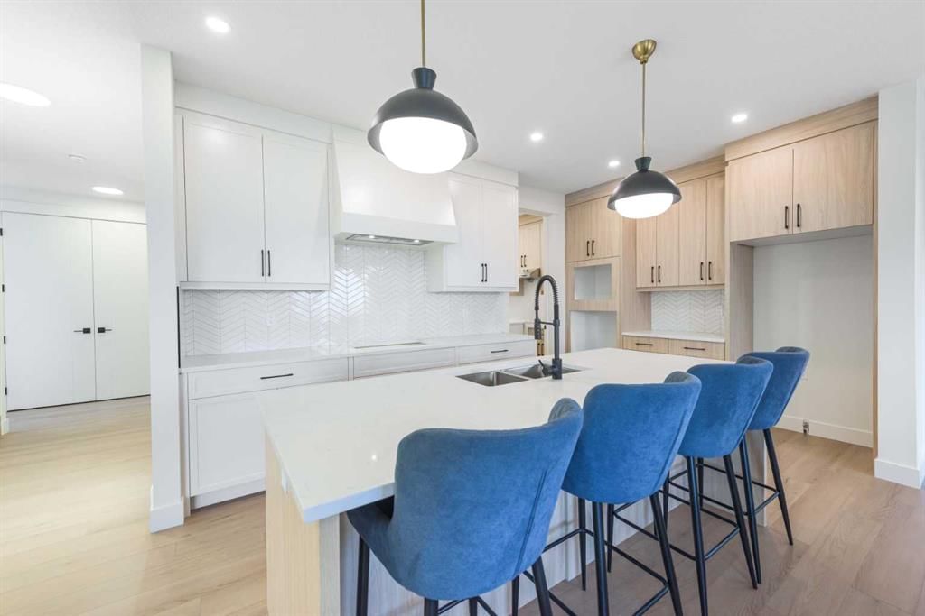 315 Waterford Road, Chestermere — photo 4 of 43