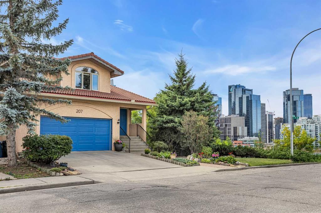 207 2 Avenue NE, Calgary — main listing photo