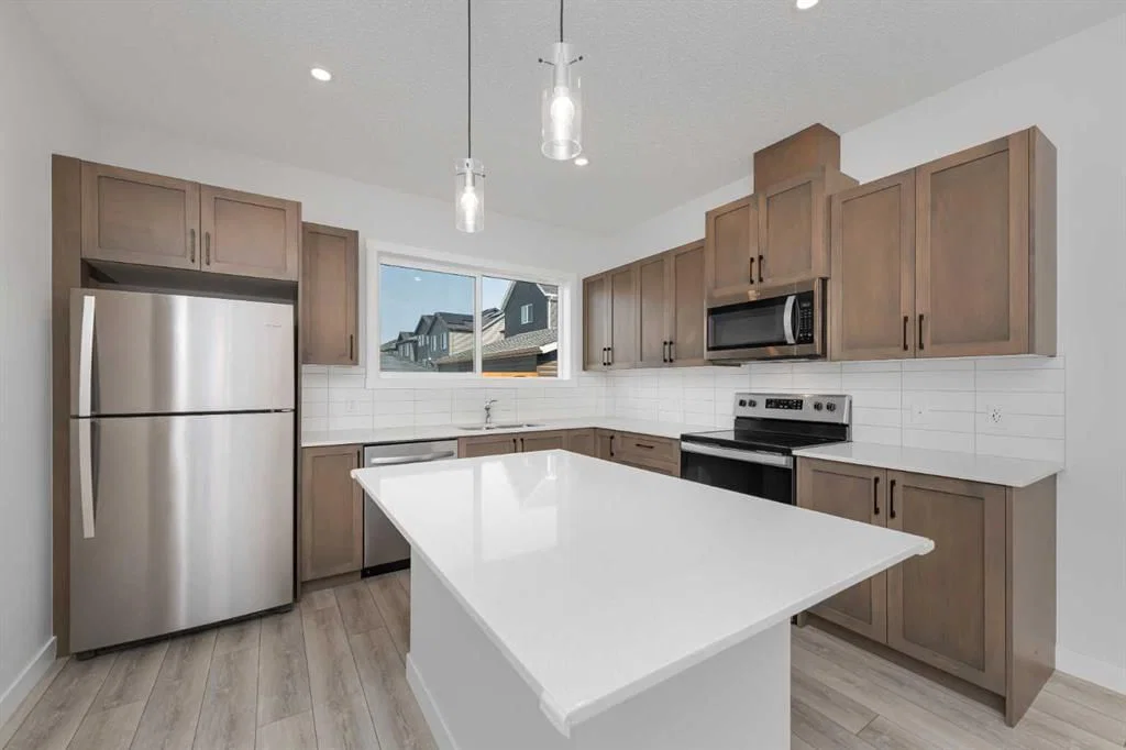 206 Legacy Glen Court SE, Calgary — photo 3 of 37