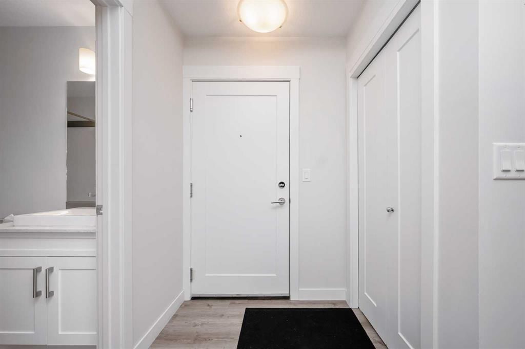 202, 30 Walgrove Walk SE, Calgary — photo 5 of 28