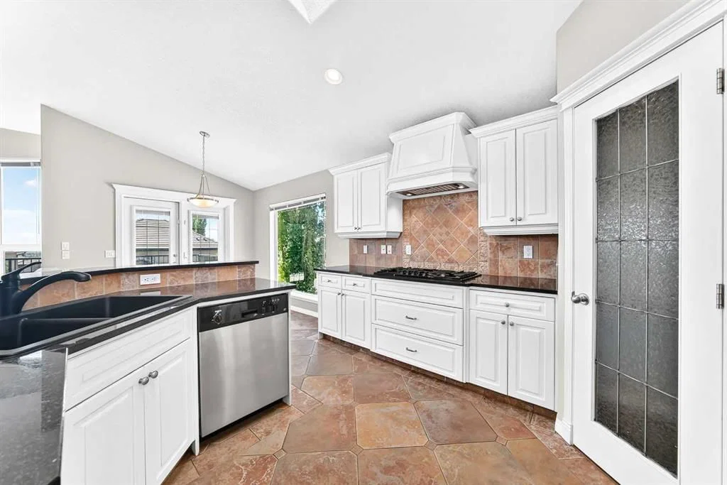 35 Arbour Vista Way NW, Calgary — photo 3 of 50