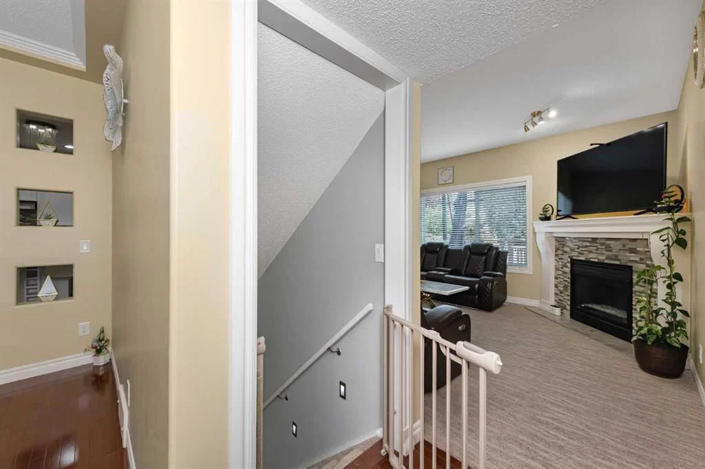 135 Kincora Drive NW, Calgary — photo 5 of 49