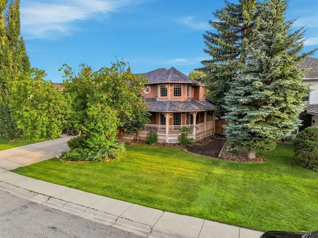 70 Sunset Way SE, Calgary — main listing photo