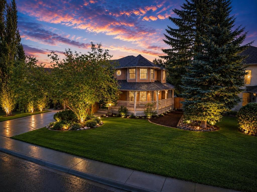 70 Sunset Way SE, Calgary — photo 2 of 50