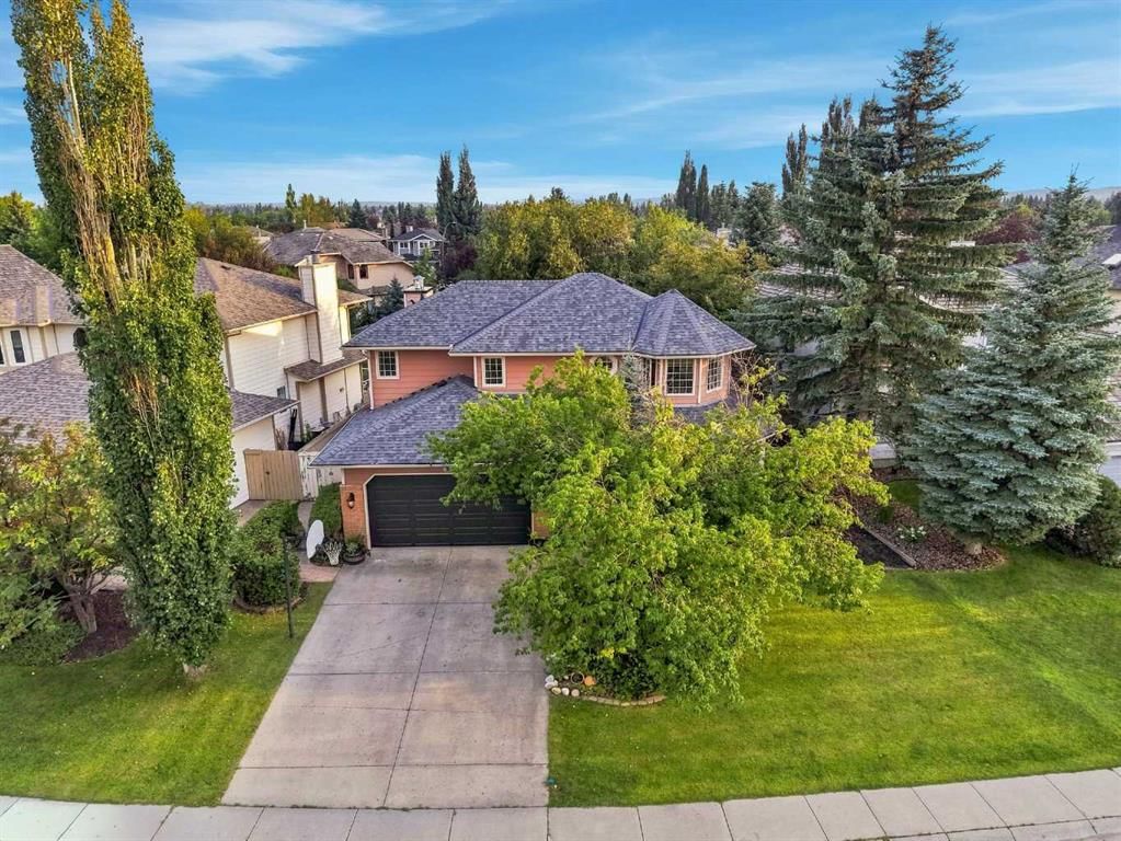 70 Sunset Way SE, Calgary — photo 3 of 50
