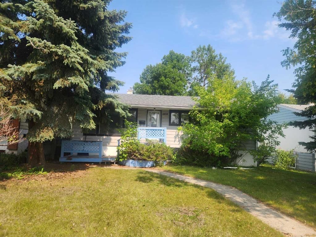 2408 23 Avenue SW, Calgary — main listing photo