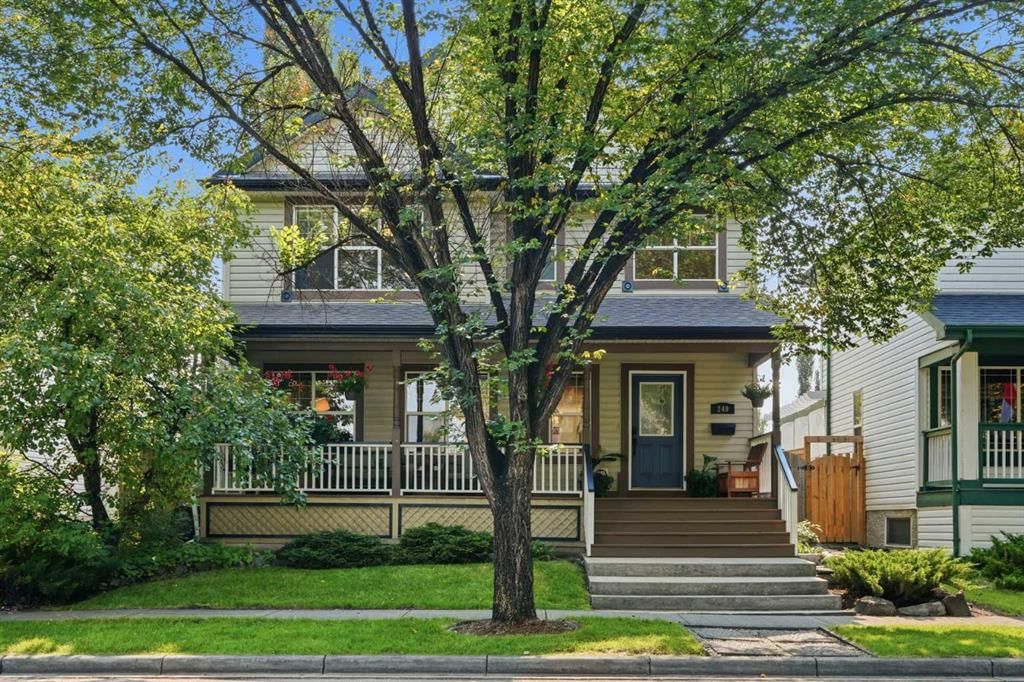 249 Inverness Park SE, Calgary — photo 2 of 46