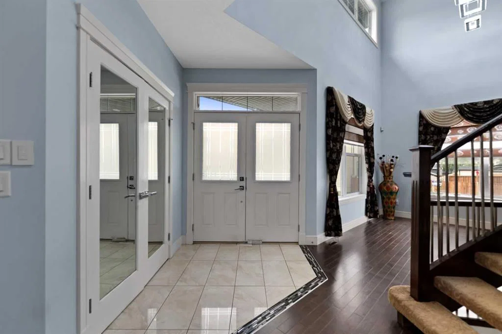 21 Saddlelake Lane NE, Calgary — photo 4 of 50