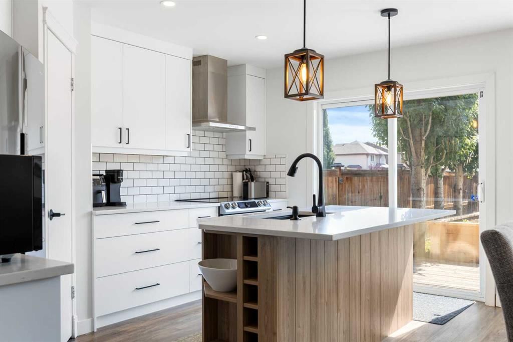 17 Auburn Bay View SE, Calgary — photo 5 of 36