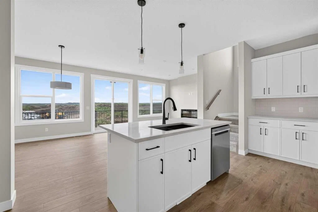 31 Setonvista Grove SE, Calgary — photo 4 of 36