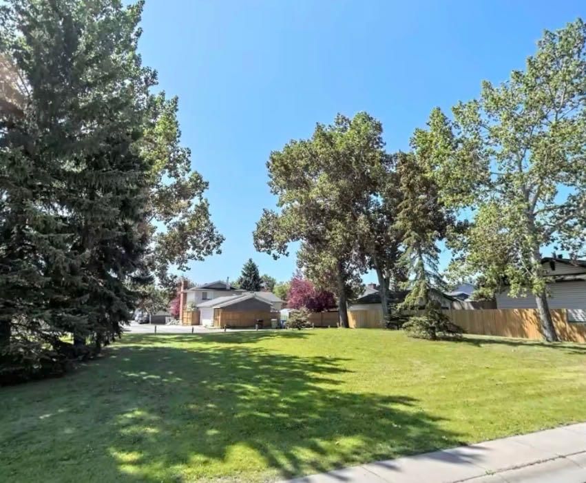5410 Temple Road NE, Calgary — photo 2 of 2