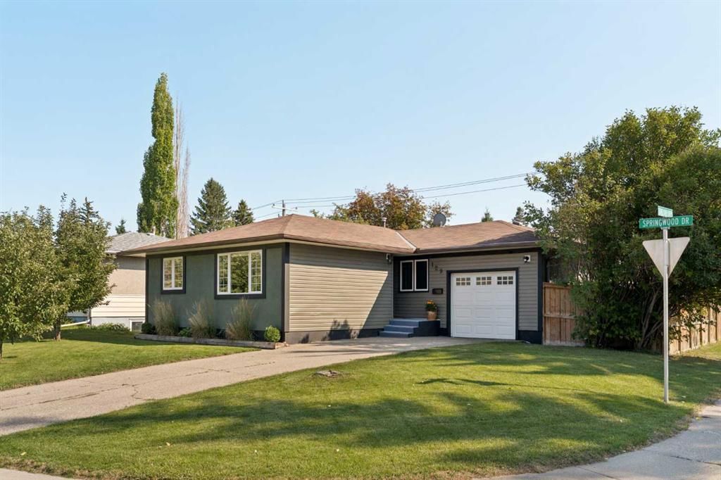 129 Springwood Drive SW, Calgary — photo 2 of 45