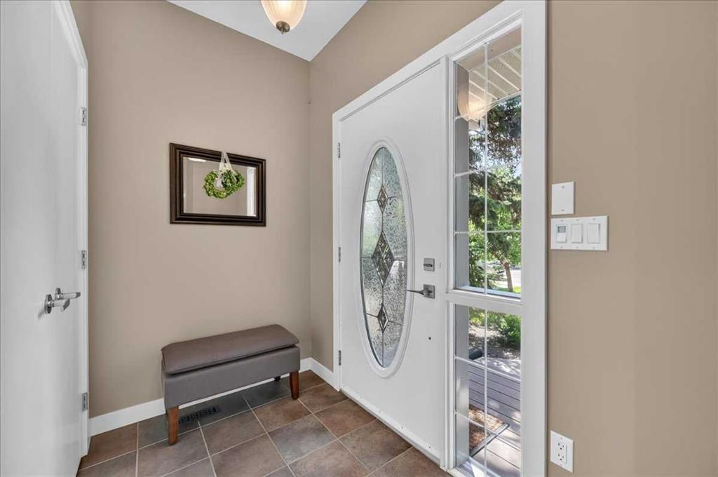1122 21 Avenue NW, Calgary — photo 3 of 50
