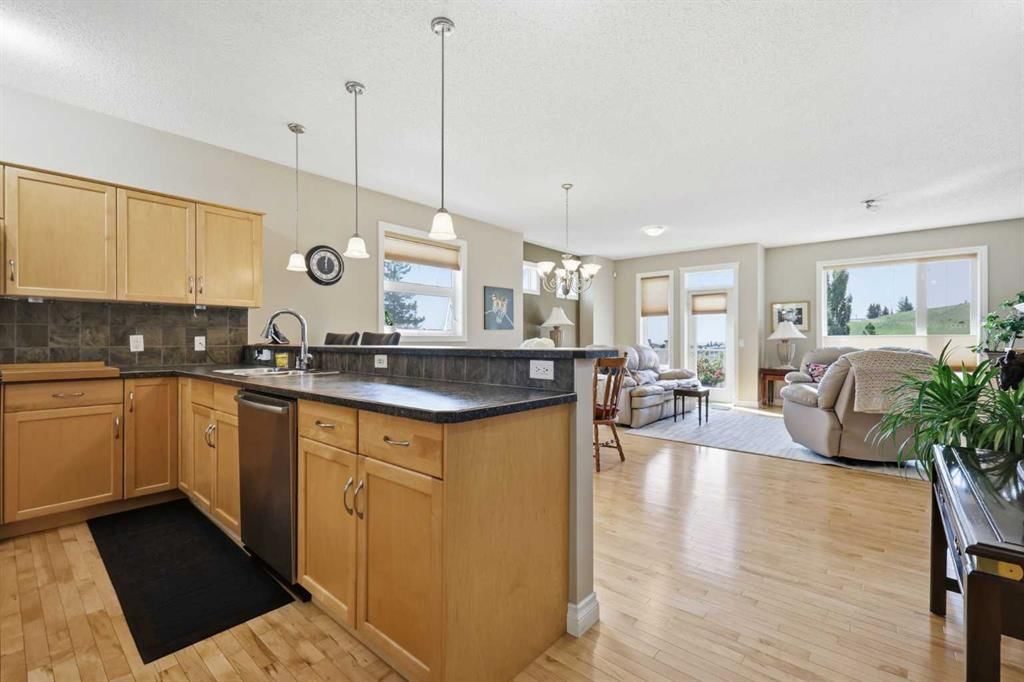 112, 1000 Glenhaven Way, Cochrane — photo 4 of 48