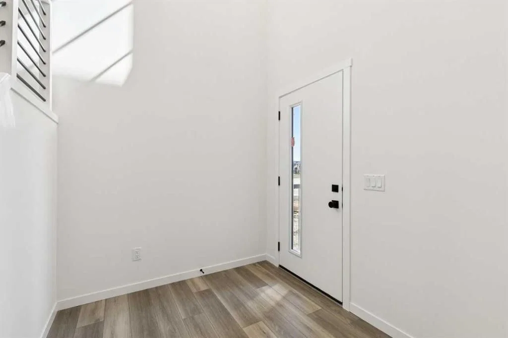 118 Creekstone Place SW, Calgary — photo 2 of 50
