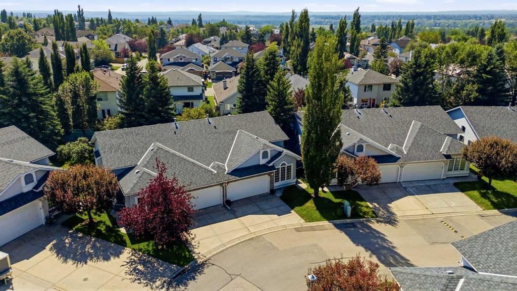 50 Douglasview Park SE, Calgary — photo 4 of 40