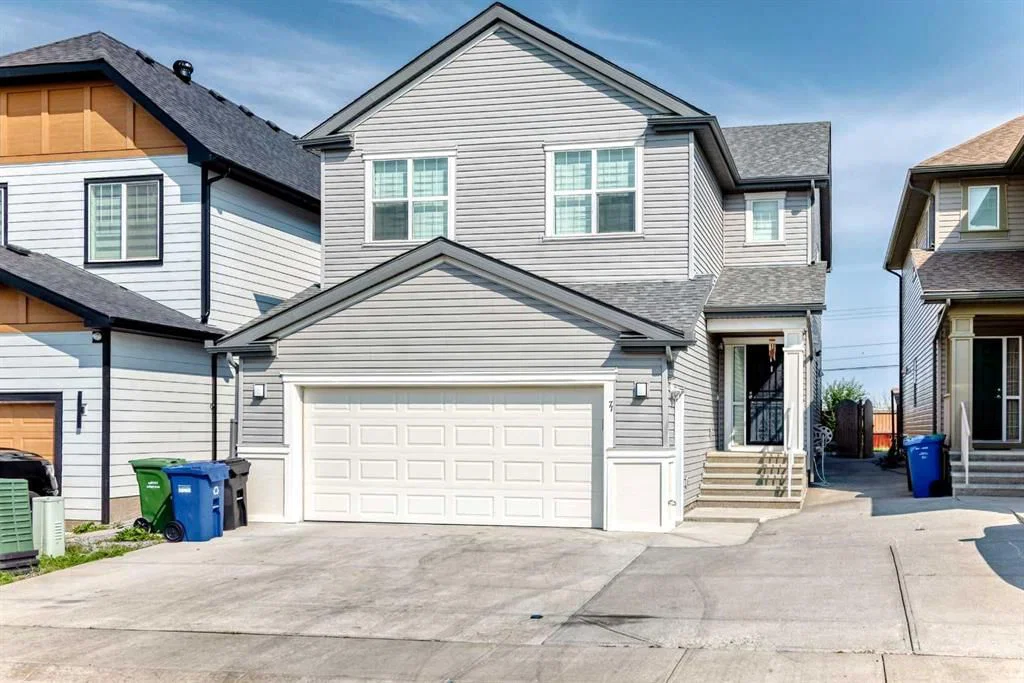71 Martha's Meadow Close NE, Calgary — main listing photo