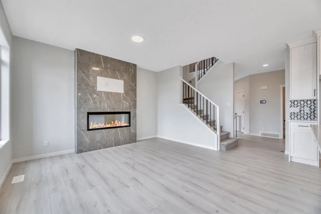 63 Setonvista Grove SE, Calgary — photo 5 of 45