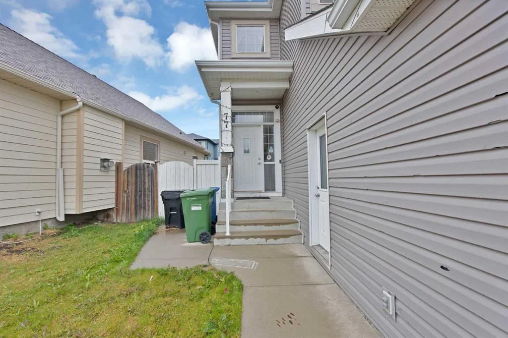 77 Saddleland Drive NE, Calgary — photo 2 of 45