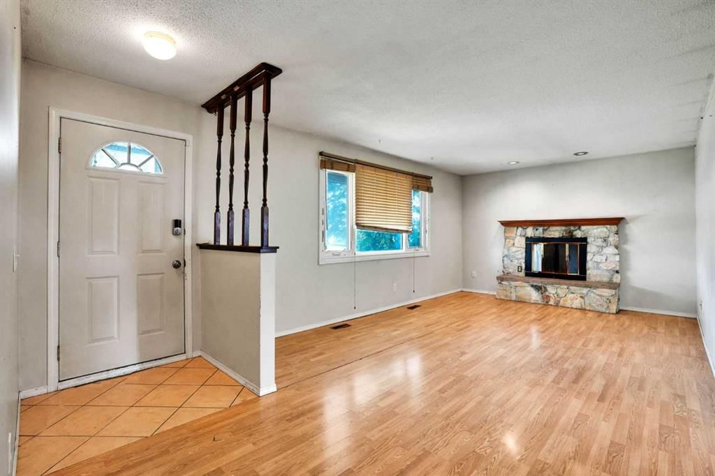 888 Rundlecairn Way NE, Calgary — photo 2 of 33