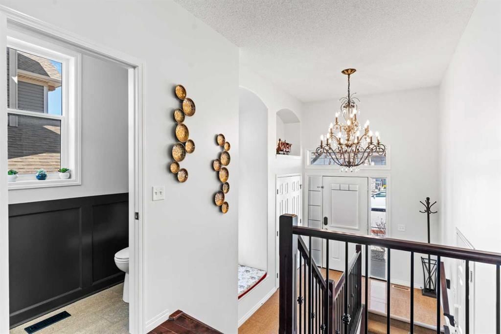 507 Windbrook Heights SW, Airdrie — photo 4 of 49