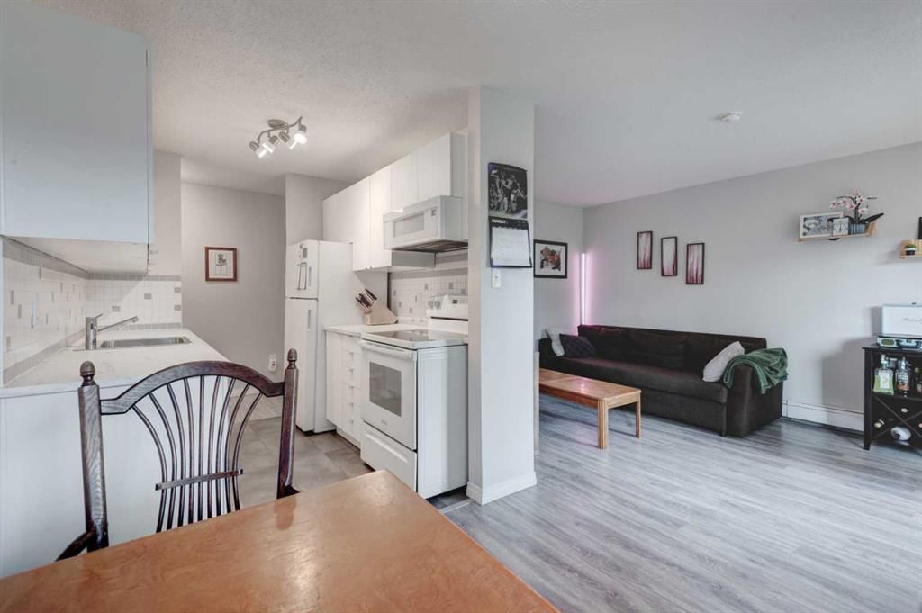 811, 11620 Elbow Drive SW, Calgary — main listing photo