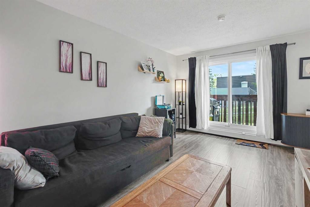 811, 11620 Elbow Drive SW, Calgary — photo 3 of 25