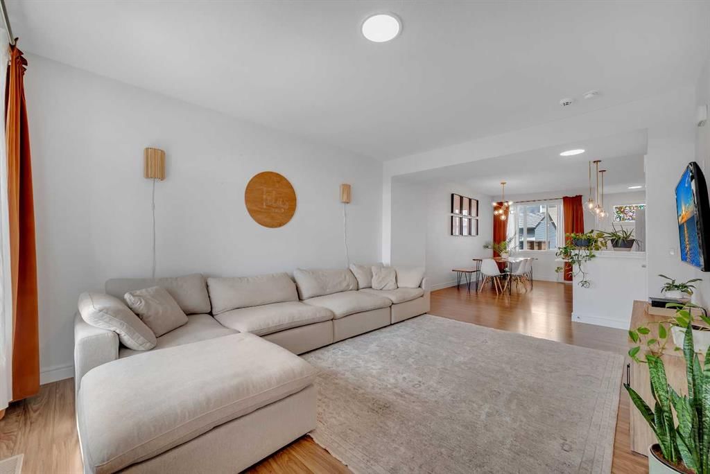 250 Carrington Gate NW, Calgary — photo 3 of 41