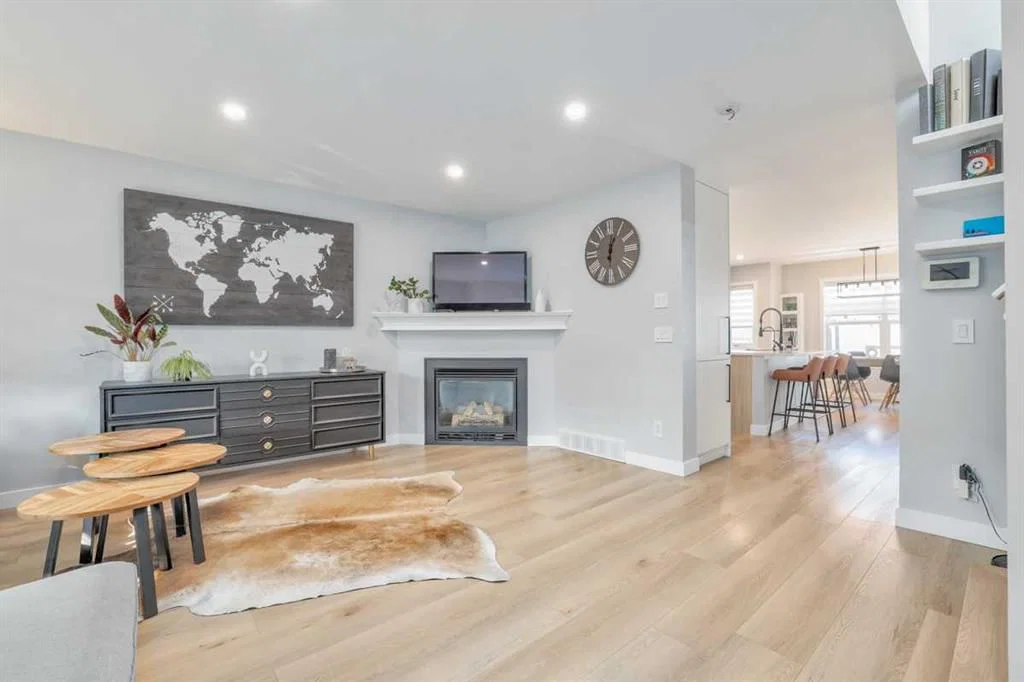 28 Copperfield Heath SE, Calgary — photo 5 of 37