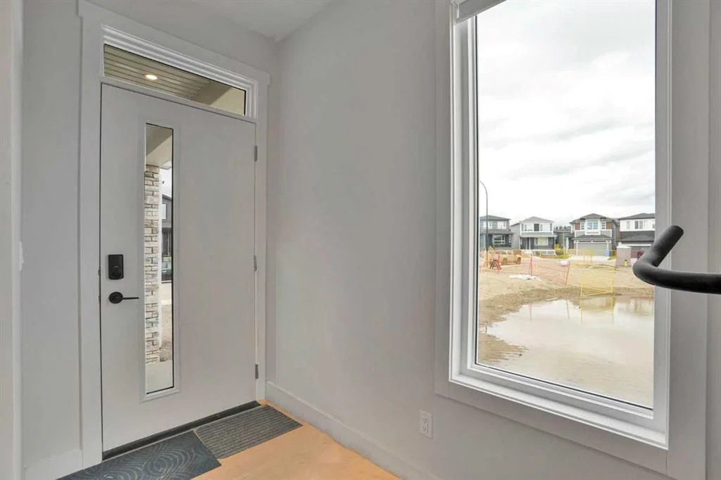 101 Wolf Hollow Terrace SE, Calgary — photo 2 of 34
