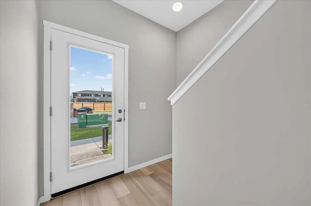 401, 81 Midtown Boulevard SW, Airdrie — photo 4 of 40