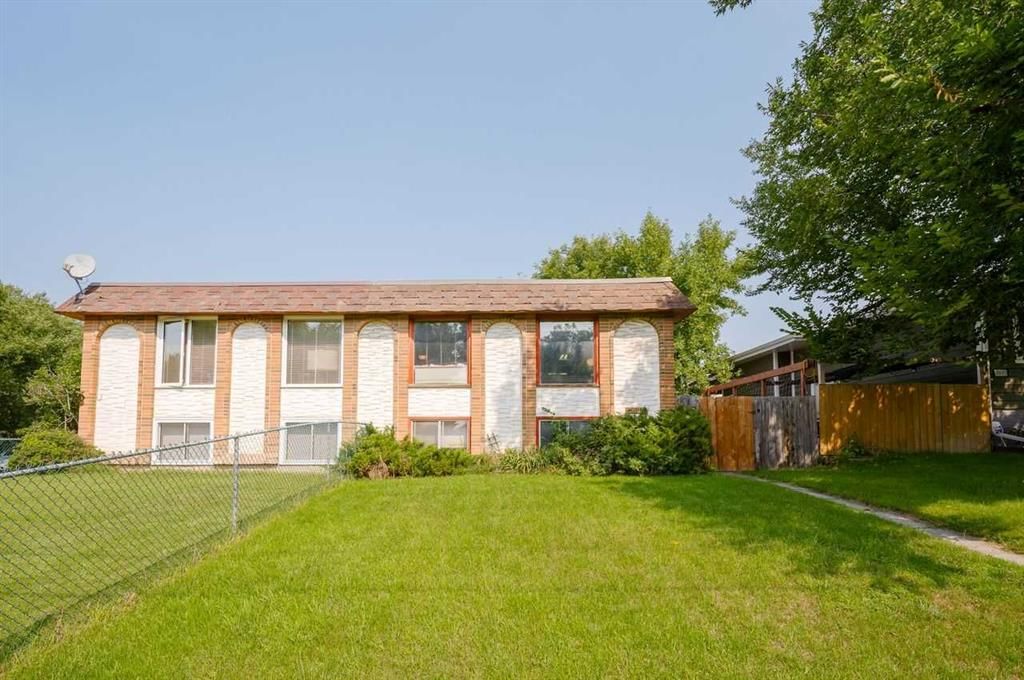 3603 29A Avenue SE, Calgary — photo 2 of 28