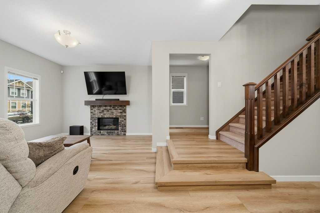 146 Mahogany Grove SE, Calgary — photo 4 of 50