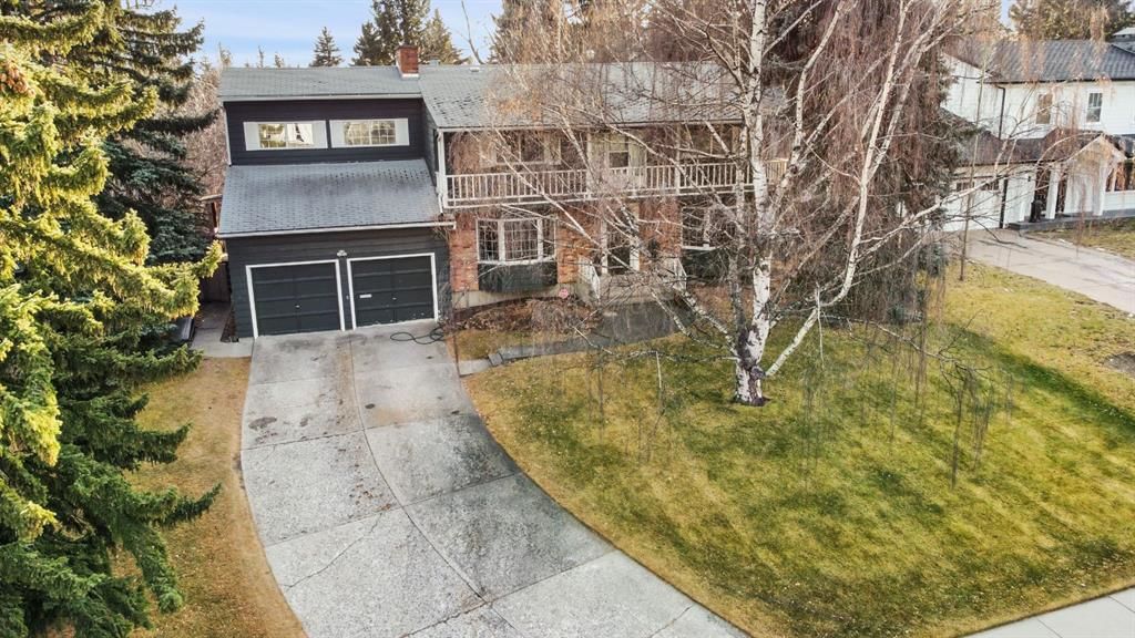 1223 Baldwin Crescent SW, Calgary — photo 3 of 14