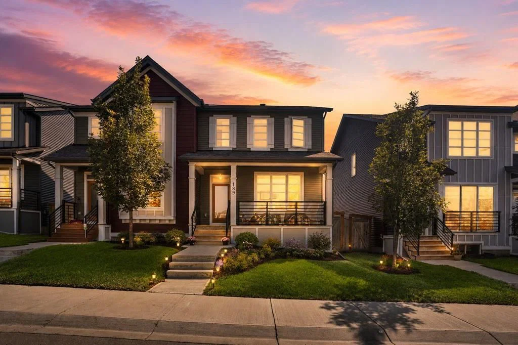 189 Carringvue Way NW, Calgary — main listing photo