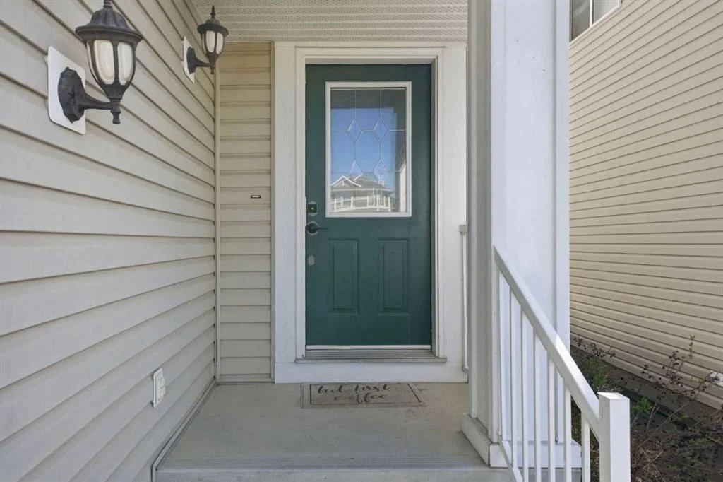 78 Cougar Plateau Way SW, Calgary — photo 3 of 46